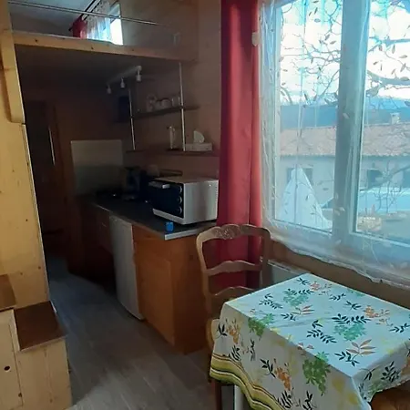 Chalet Tiny House lumineuse et ressourçant